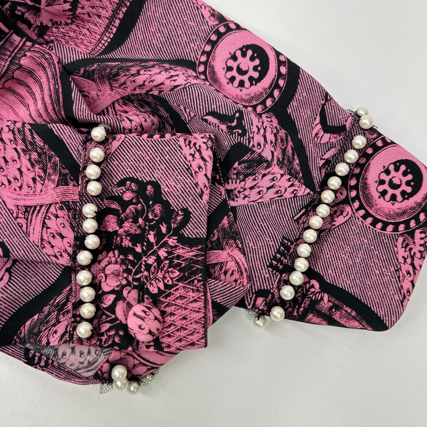GUCCI グッチ 470990 ZID73 ピンク シャツ トップス