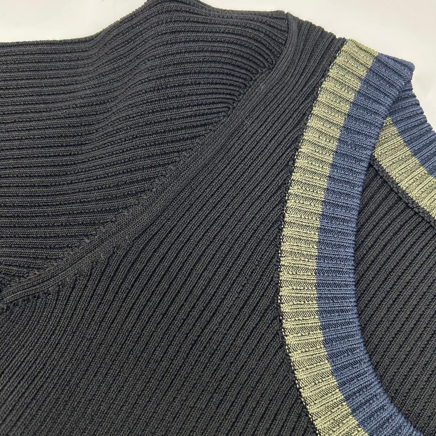 PRADA プラダ P24P49 ブラック グリーン×ネイビーライン リブニット トップス