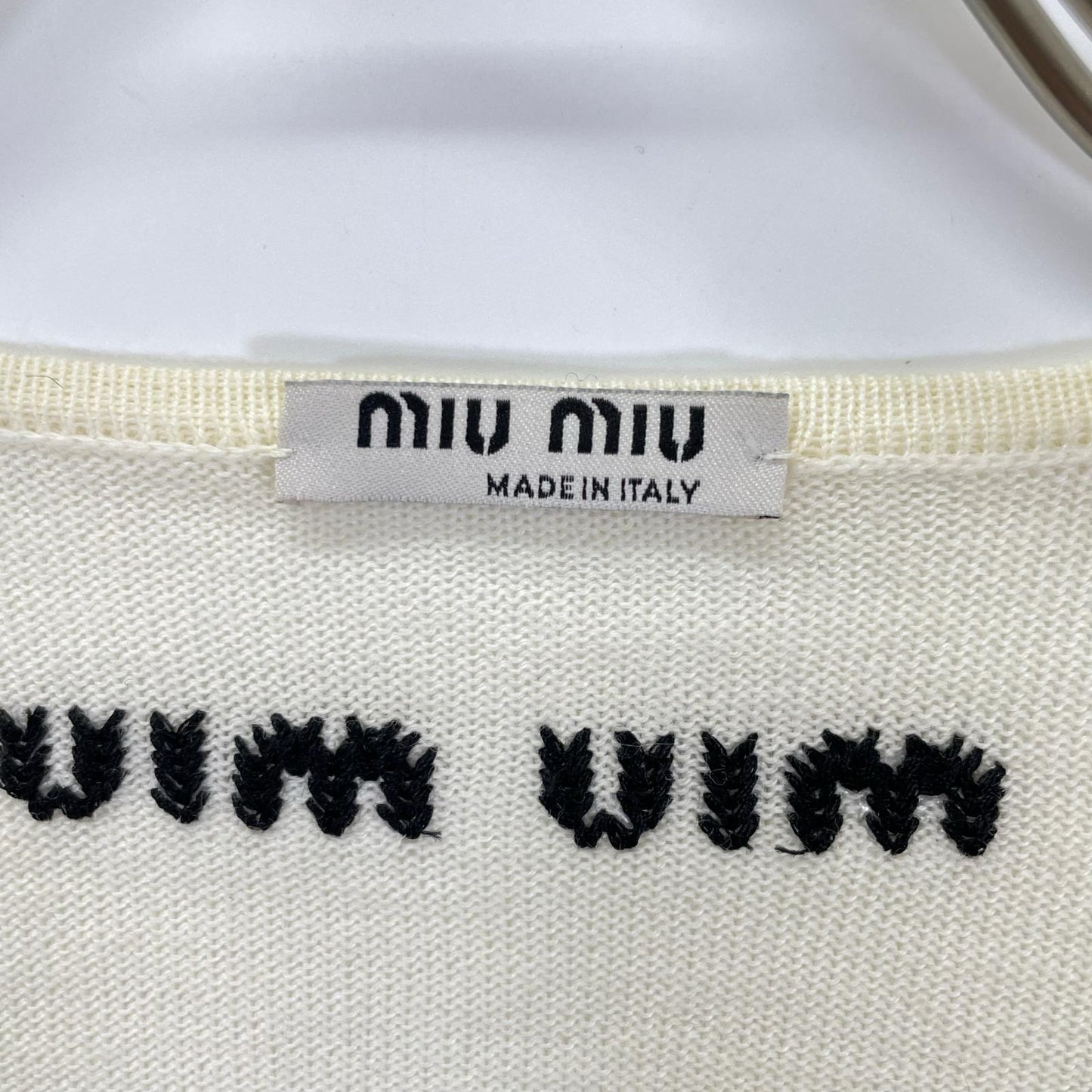 MIUMIU ミュウミュウ MMF105 ロゴ刺繍 リボンデザイン ビジュー釦 ニットカーディガン トップス
