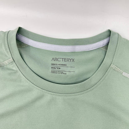 ARC'TERYX アークテリクス MOTUS CREW ARCWORD SS M グリーン バックロゴTシャツ トップス