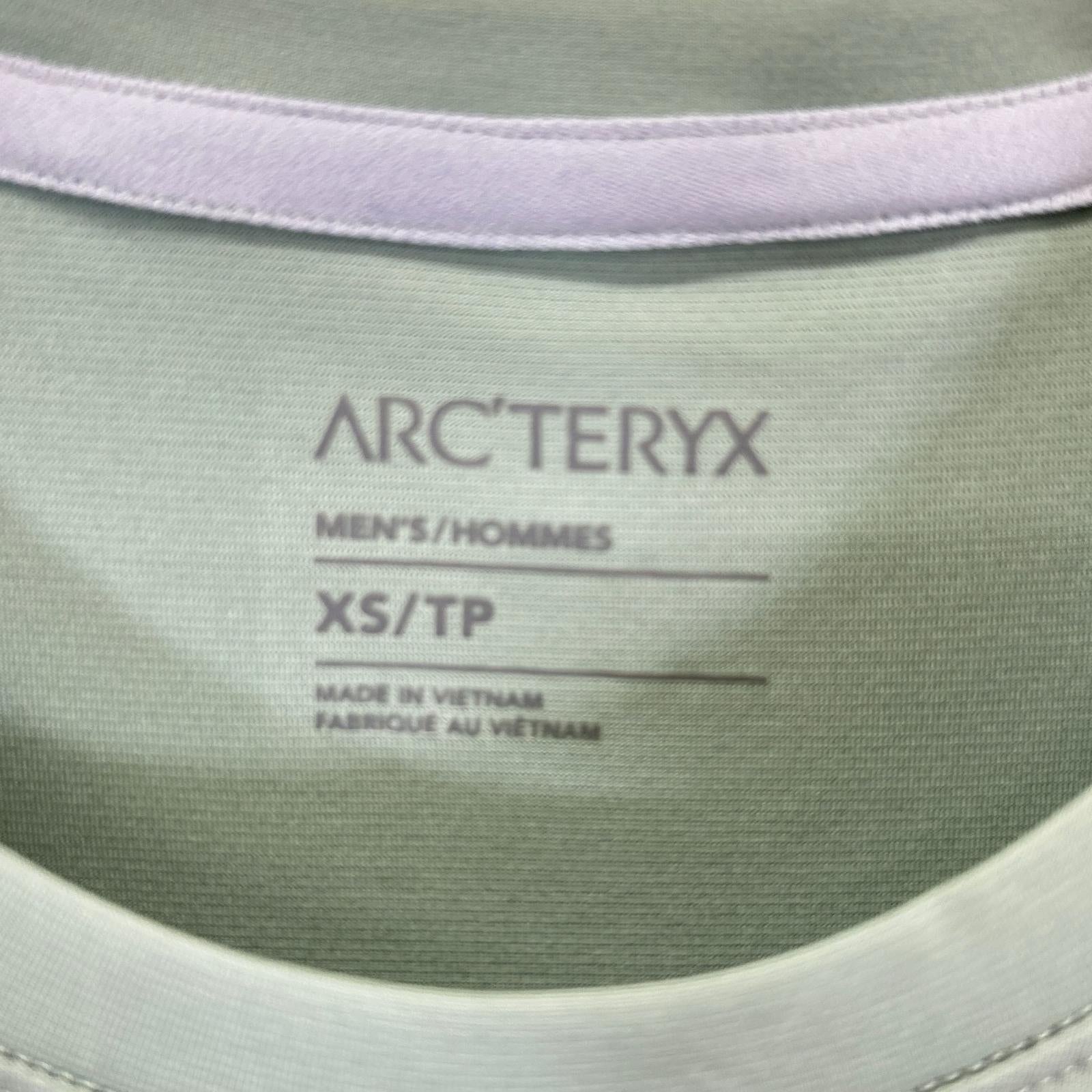 ARC'TERYX アークテリクス MOTUS CREW ARCWORD SS M グリーン バックロゴTシャツ トップス