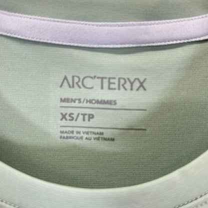 ARC'TERYX アークテリクス MOTUS CREW ARCWORD SS M グリーン バックロゴTシャツ トップス