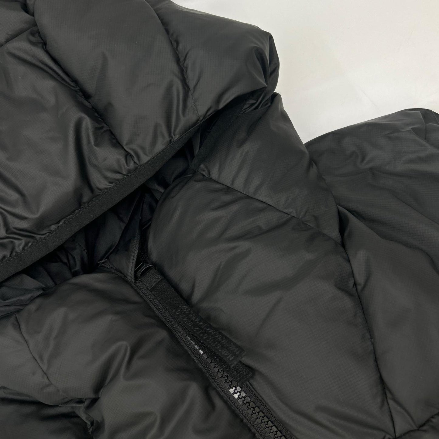 Lacoste ラコステ BH2895 ブラック バックステッチ ダウンベスト ベスト