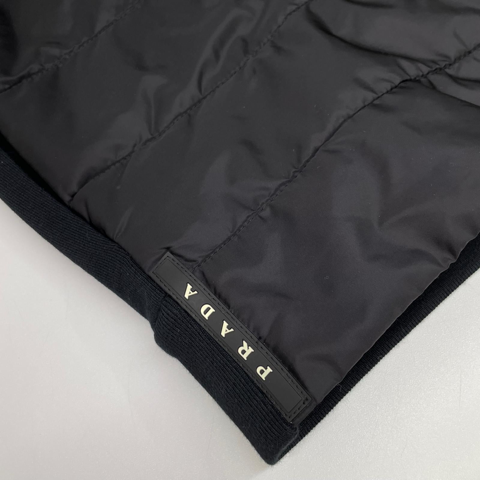 PRADA プラダ SJC574 ブラック ラバーロゴ ハイブリッド 中綿フーディジャケット ジャケット