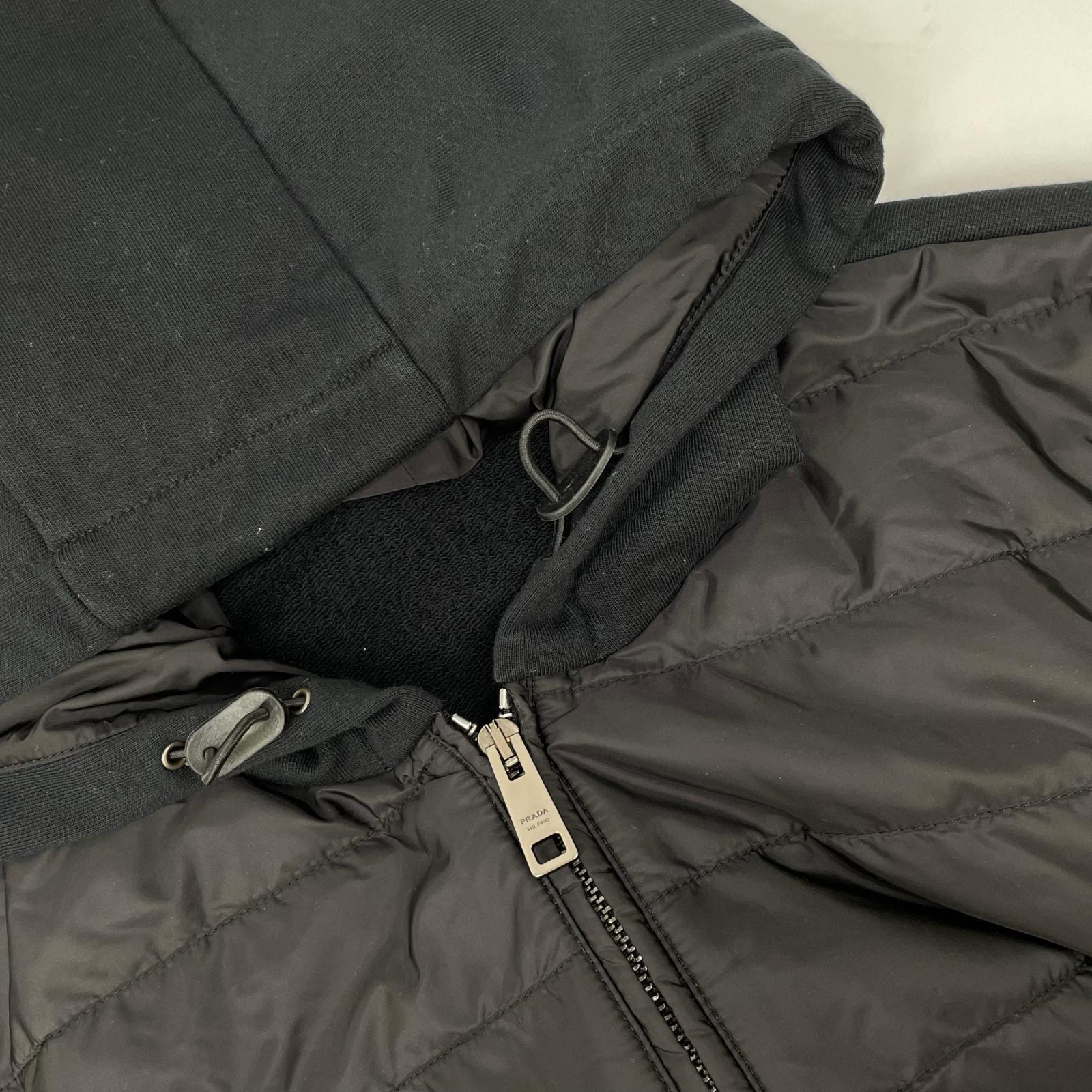 PRADA プラダ SJC574 ブラック ラバーロゴ ハイブリッド 中綿フーディジャケット ジャケット