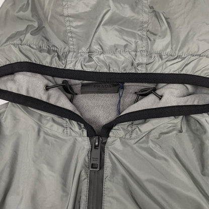 PRADA プラダ SJC568 グレー ラバーロゴ ハイブリッド ジップパーカ ジャケット
