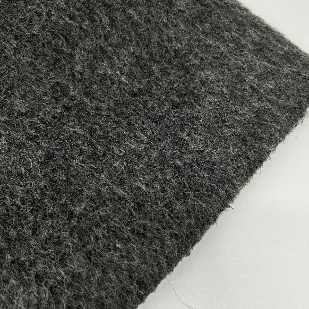 Neil Barrett BCA107J－1242 Gray × black Chesterfield coat coat