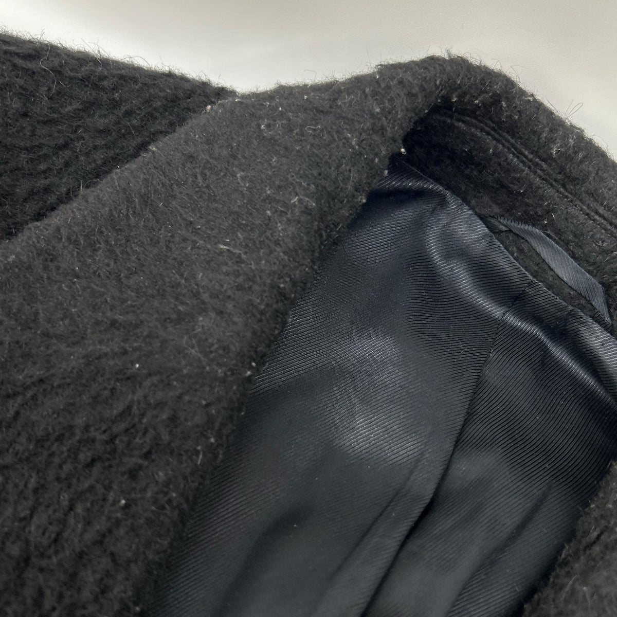 Neil Barrett BCA107J－1242 Gray × black Chesterfield coat coat