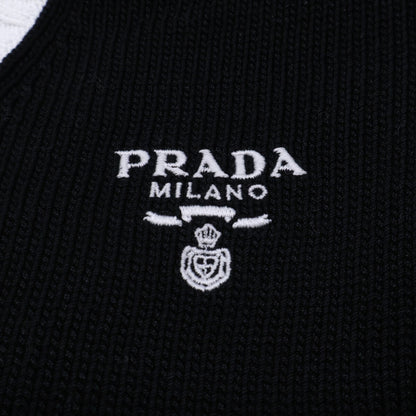 PRADA プラダ 【美品/国内正規/23年製】P25I04 ロゴ刺繍 クロップド カーディガン トップス
