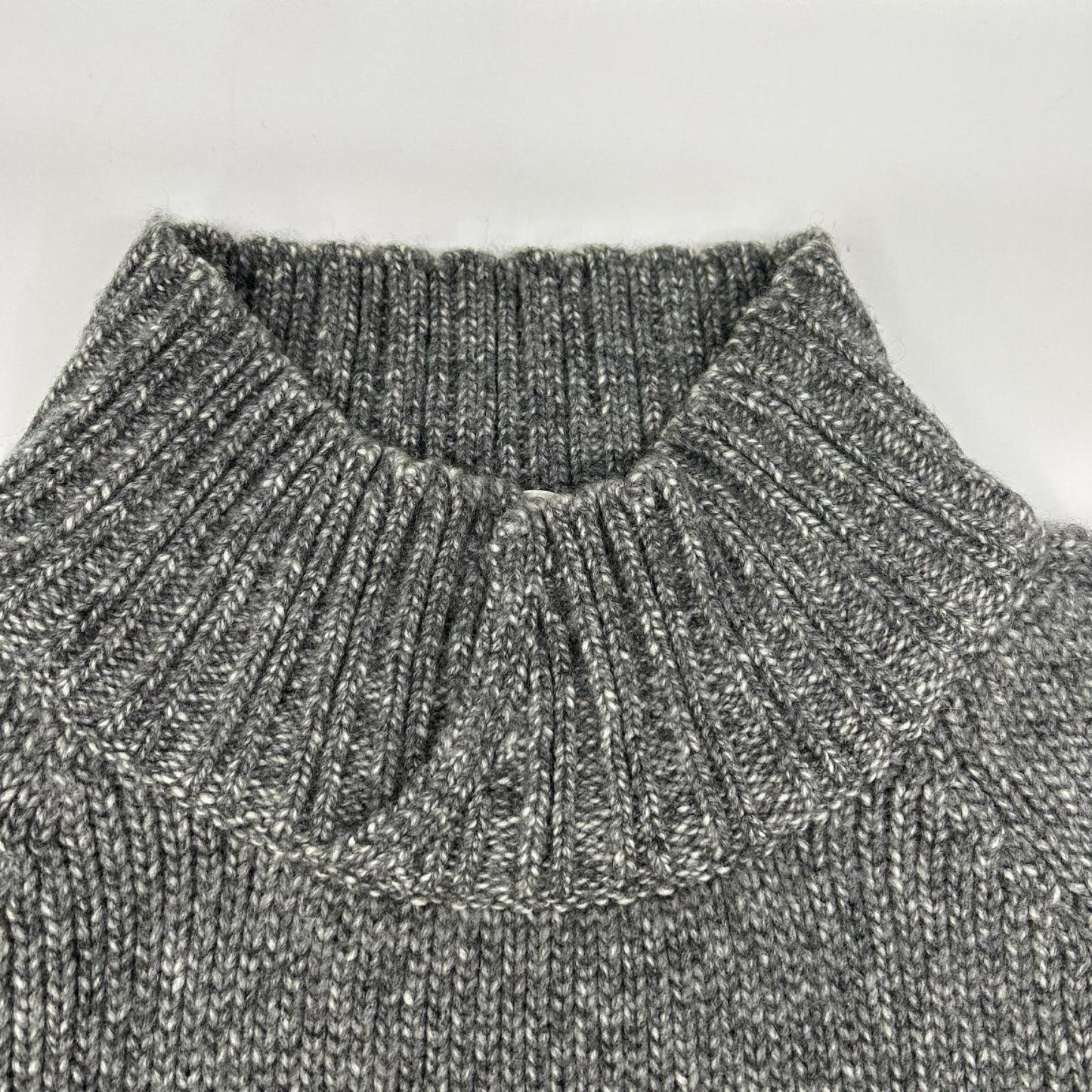 Ermenegildo Zegna エルメネジルドゼニア グレー ミドルゲージ カシミヤ ハイネックニット トップス