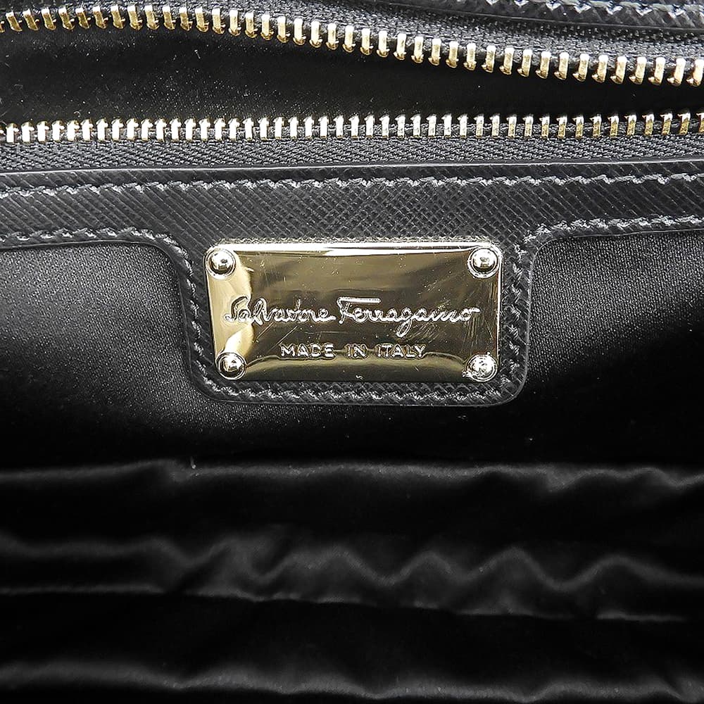 SalvatoreFerragamo サルバトーレフェラガモ 美品 ヴァラリボン チェーンバッグ ショルダーバッグ レディース ブラック/ホワイト ショルダーバッグ
