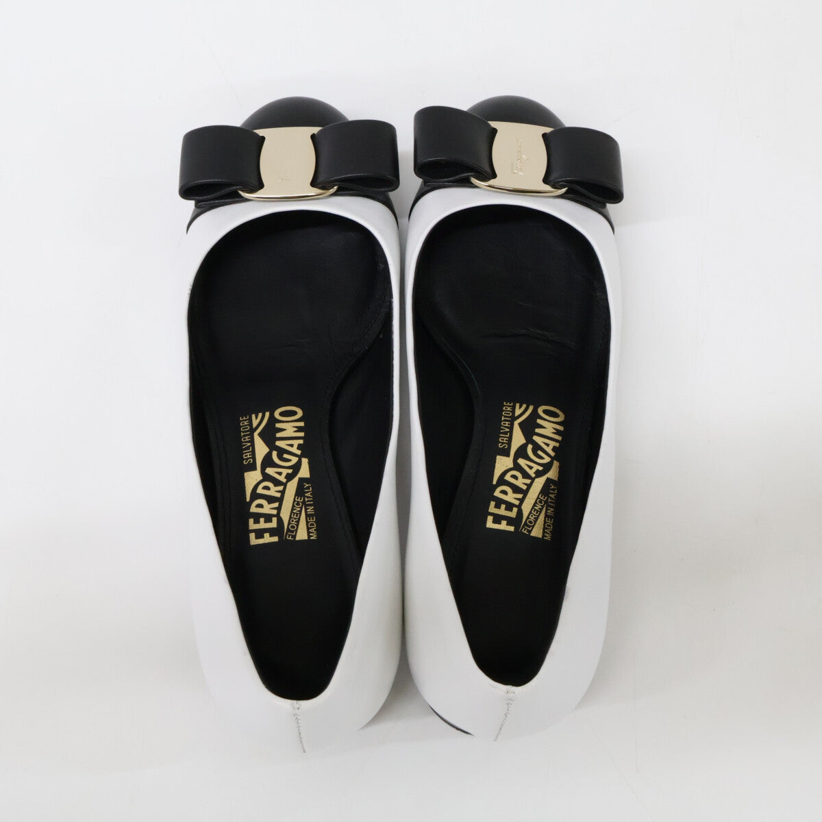 SalvatoreFerragamo サルバトーレフェラガモ 【美品】ヴァラリボン チャンキーヒール パンプス シューズ