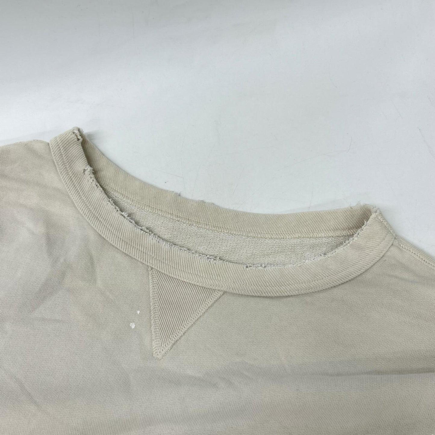 Maison margiela メゾンマルジェラ S50GU0214 ベージュ ロゴ ペンキ クラッシュ加工 スウェット トップス