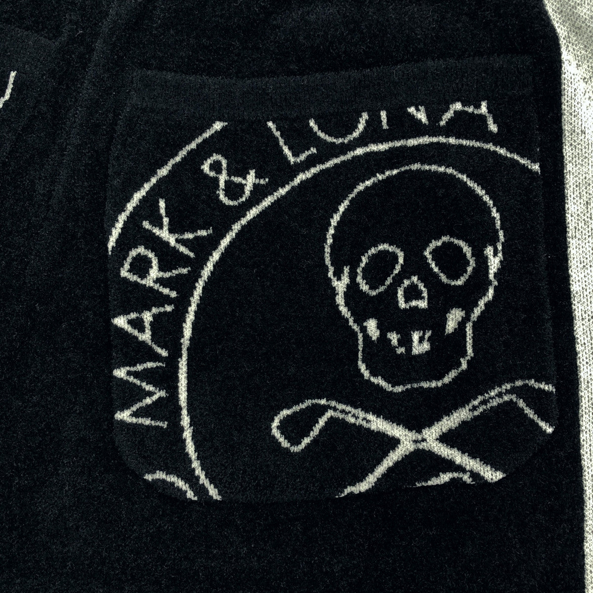 MARK&LONA マークアンドロナ MFM-6AーAT10 ブラック Plush Velour Touch Shorts ボトムス