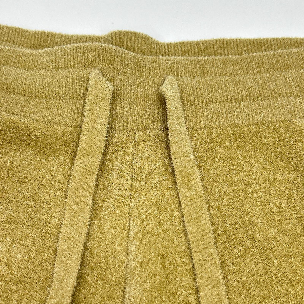 MARK&LONA マークアンドロナ MFM-6AーAT10 ベージュ Plush Velour Touch Shorts ボトムス