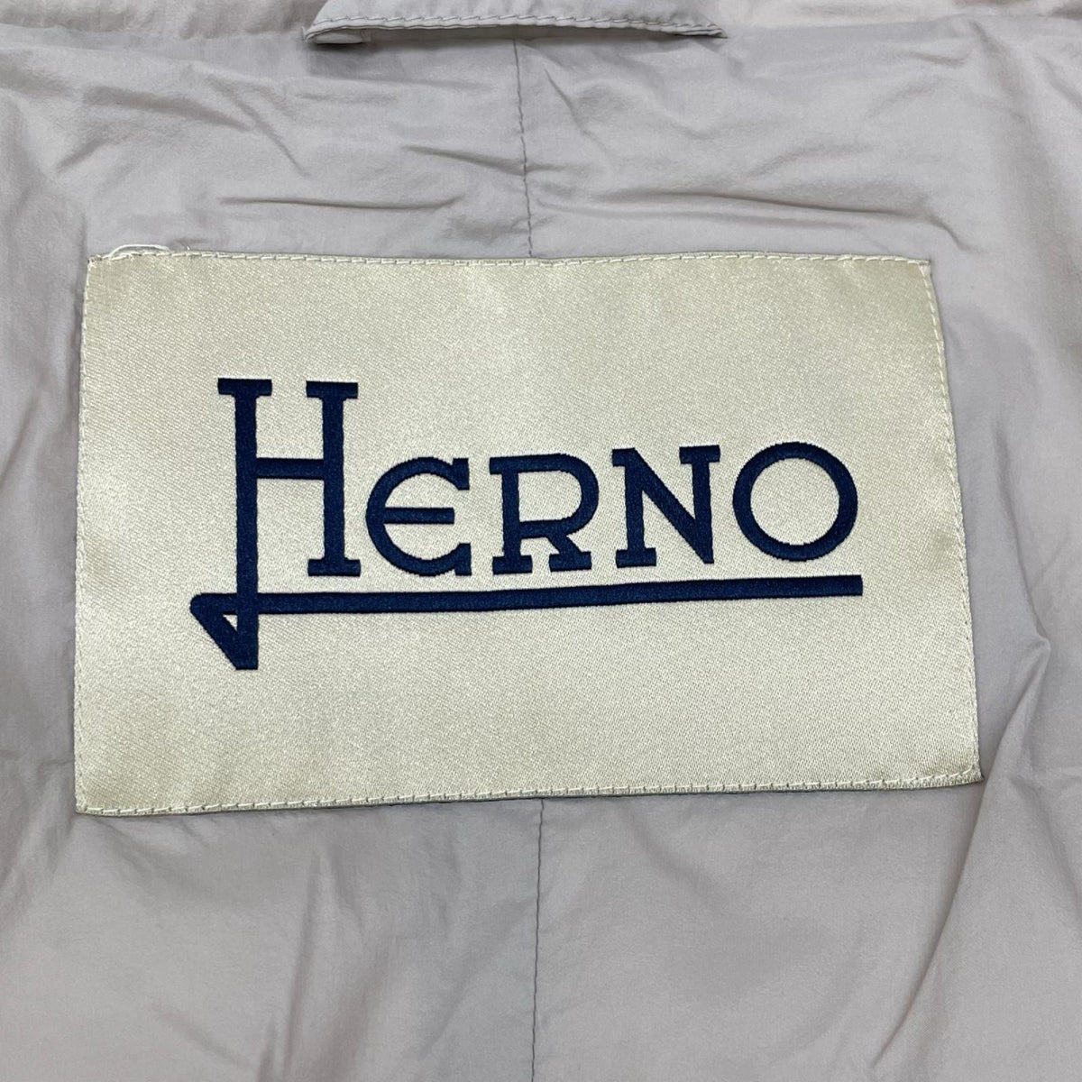 HERNO ヘルノ PI0489D スタンドカラー ミドル丈 ライトダウンコート コート