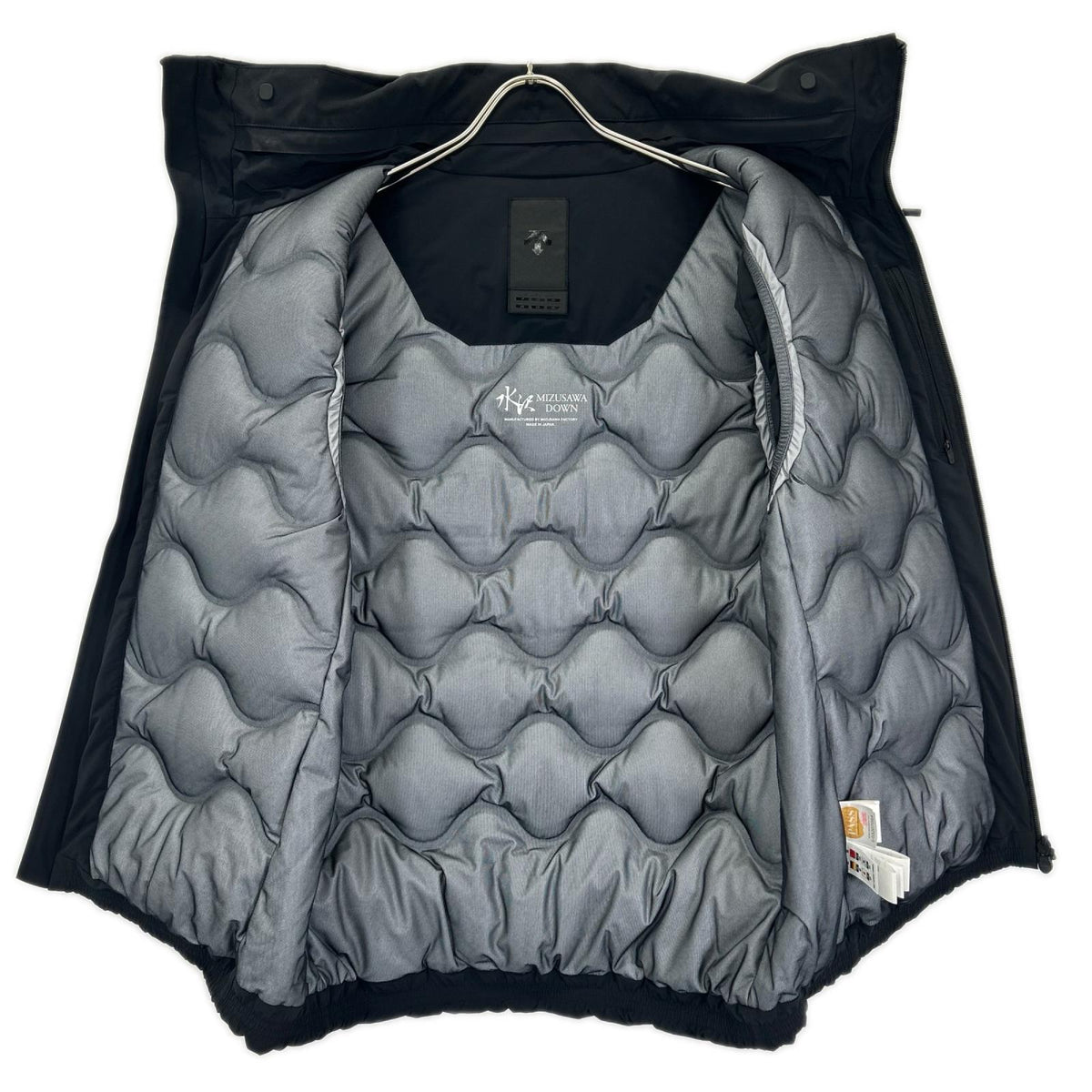 DESCENTE デサント DU4FDJM5M 水沢インビジブルダウンベスト ベスト