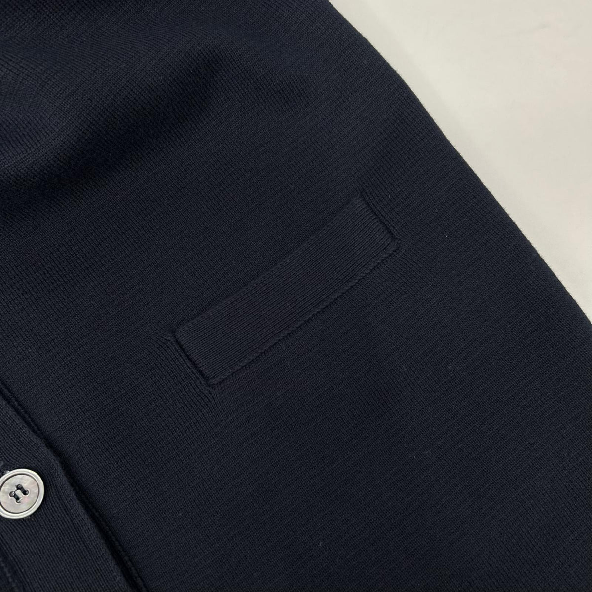 THOM BROWNE トムブラウン 22AW FKC469-Y3007 ネイビー×ブルー RWB シャツ ドッキングロングカーディガン トップス