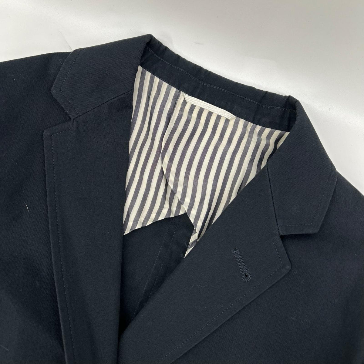 THOM BROWNE トムブラウン A0121I1045 ブラック 金ボタン シングル テーラードジャケット ジャケット
