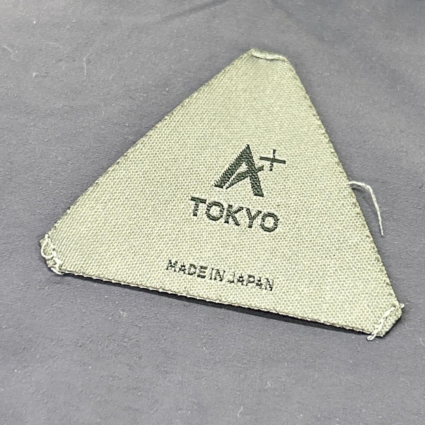A+TOKYO エープラストーキョー グレー 241555001 ダウンジャケット ジャケット