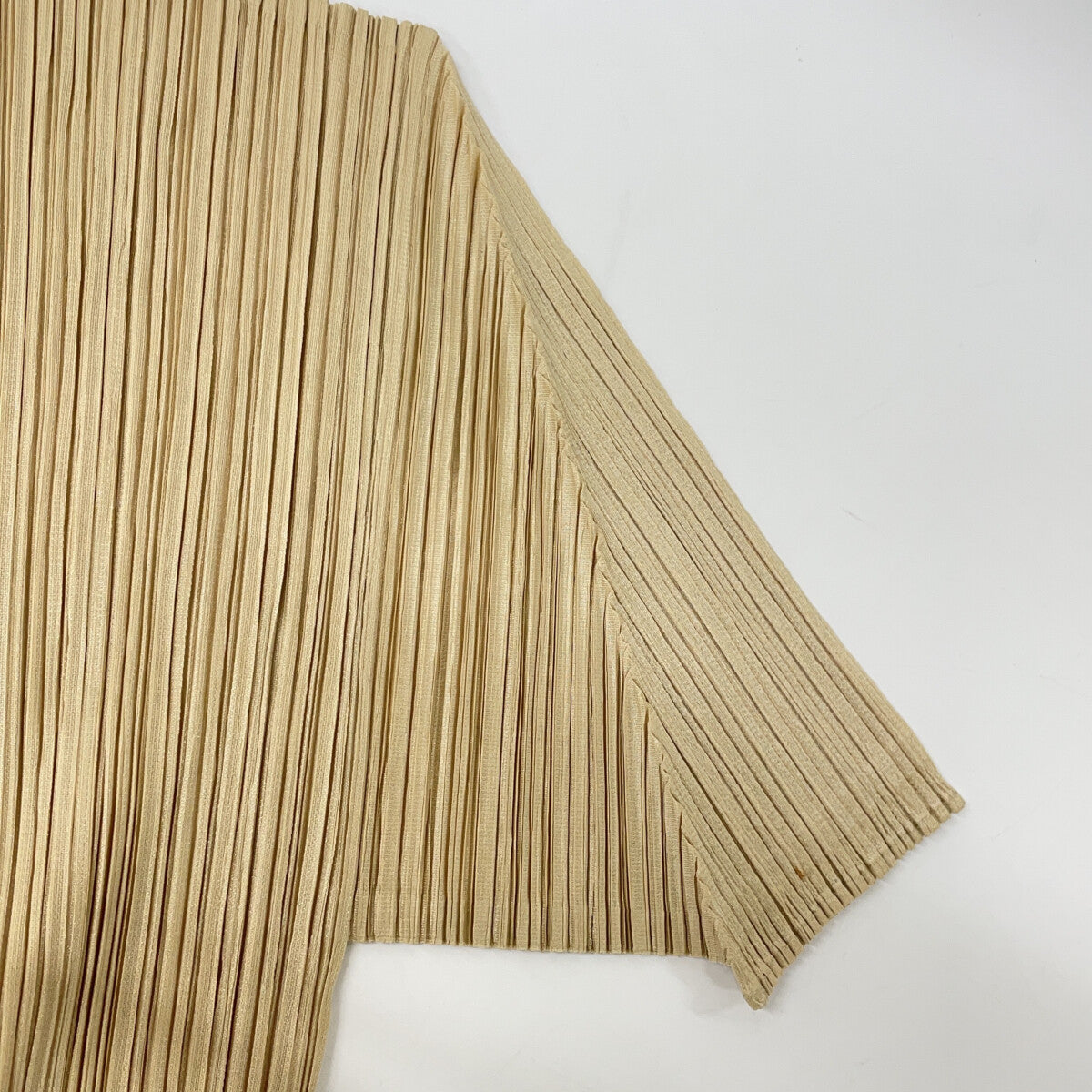 PLEATS PLEASE 三宅一生褶皱 米色 PP05-JK007 高领上衣 上衣