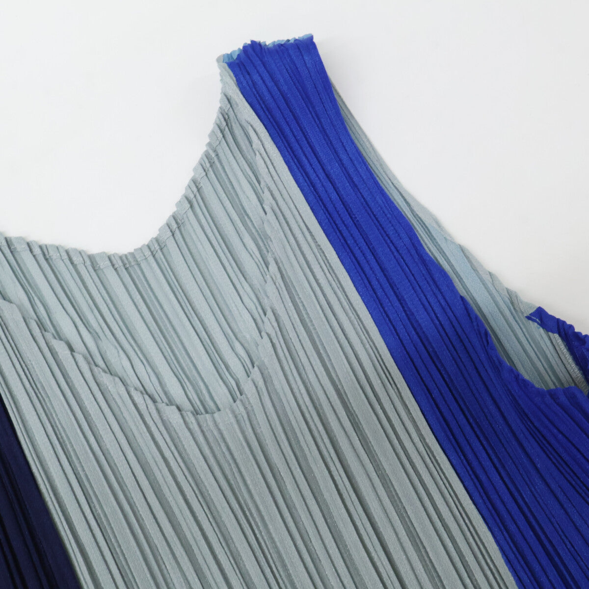 PLEATS PLEASE 【Near Mint】PP51-JH693 D2 Pleated Sleeveless Dress 3