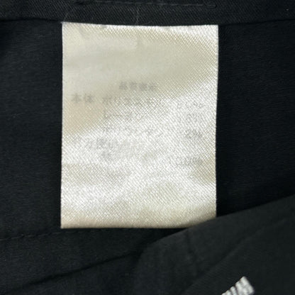 Black keyring-equipped chino pants, bottoms excluded