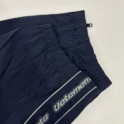 VETEMENTS ヴェトモン ネイビー MSS18PA27 サイドライントラックナイロンパンツ ボトムス
