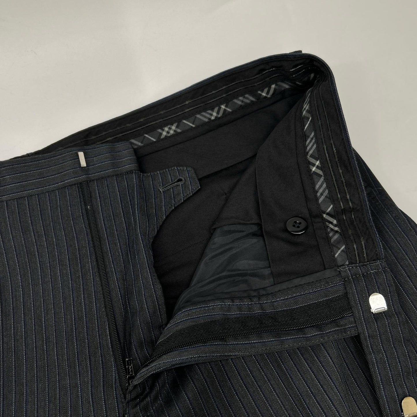 Burberry Black Label バーバリーブラックレーベル チャコールグレー D1H31-608-07 ストライプ ウール スーツ スーツ セットアップ