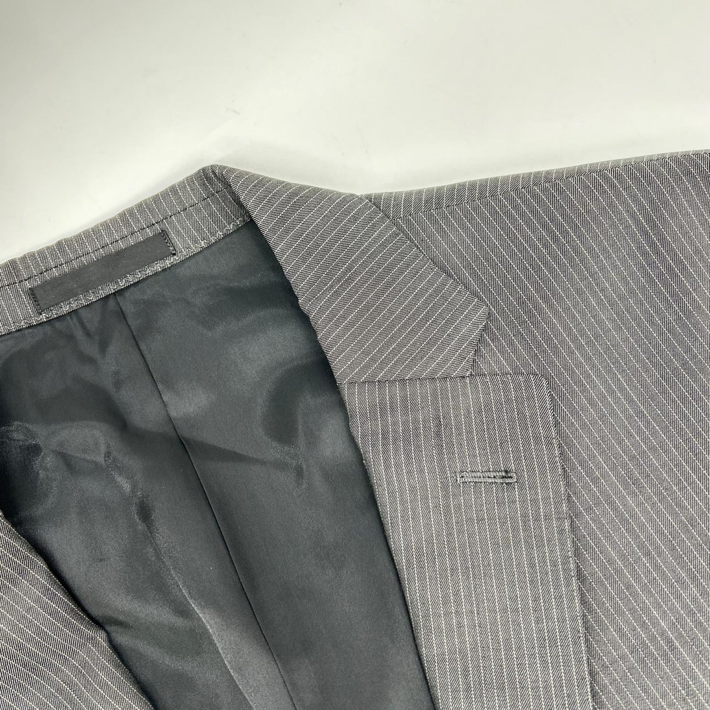 BURBERRY BLACK LABEL 博柏利黑标 炭灰色细条纹 D1H35-810-07 两件套 西服套装