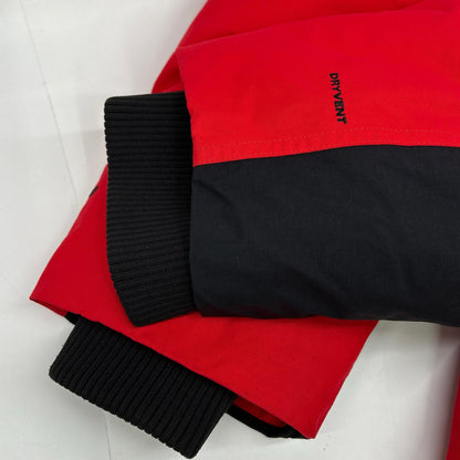 THE NORTH FACE ノースフェイス NF0A3XDY レッド NEWINGTON JACKET ジャケット