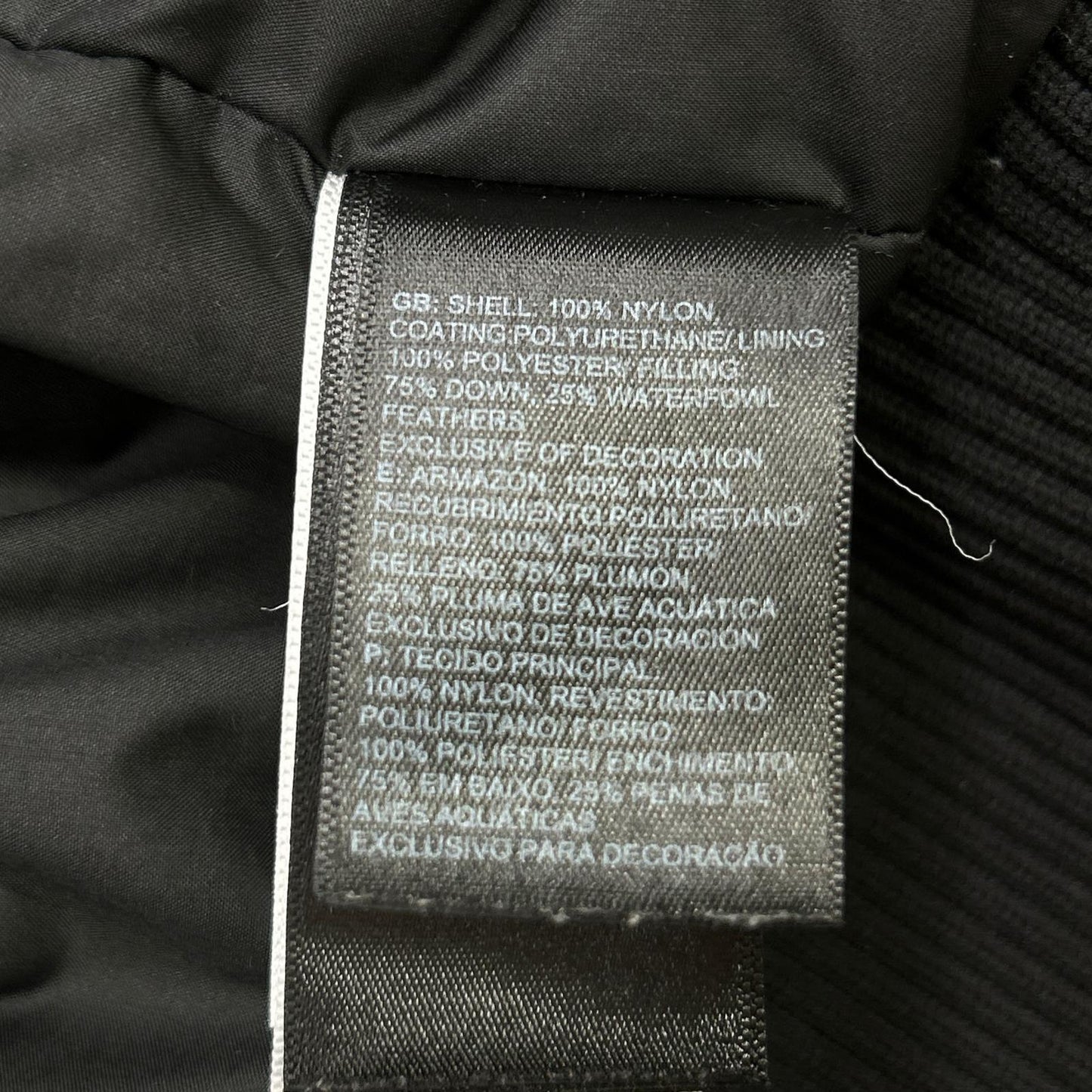 THE NORTH FACE ノースフェイス NF0A3XDY レッド NEWINGTON JACKET ジャケット