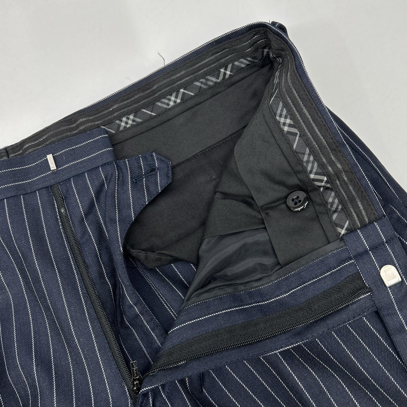 Burberry Black Label バーバリーブラックレーベル ネイビー ストライプ D1H22-607-08 2ピース スーツ スーツ セットアップ