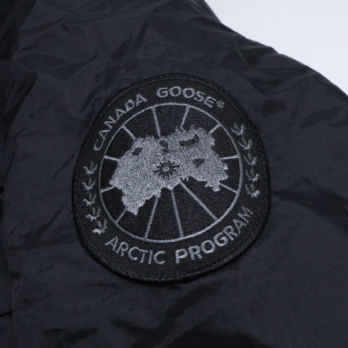 CANADA GOOSE カナダグース ｘJUNYA WATANABE MAN 3336MJW RIPSTOP NYLON MOUNTAIN PARKA DOWN ダウンジャケット ジャケット