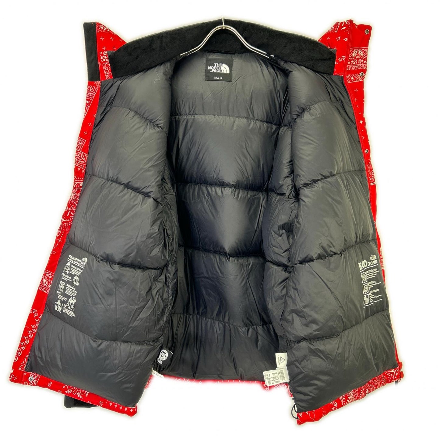 THE NORTH FACE ノースフェイス ﾚｯﾄﾞ ﾊﾞﾝﾀﾞﾅ柄 NJ2DN63B ﾉﾍﾞﾙﾃｨｱﾙﾃｨﾒｯﾄﾀﾞｳﾝｼﾞｬｹｯﾄ ジャケット 2XL