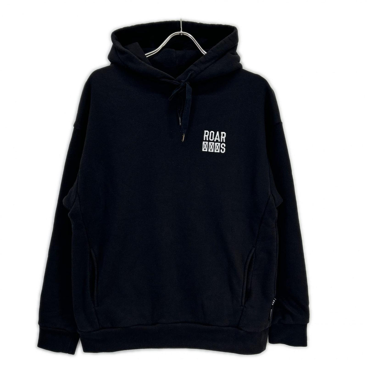 GOD SELECTION XXX ゴッドセレクショントリプルエックス ×roarguns ブラック 23SRB-GS01 コラボレーション フーディー トップス