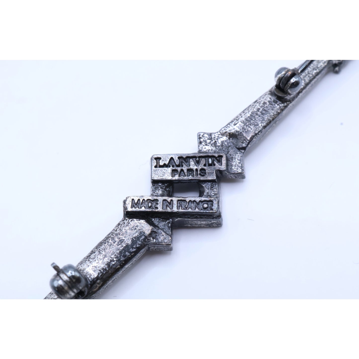 【美品】AW352HAST0B ラインストーン ブローチ レディース