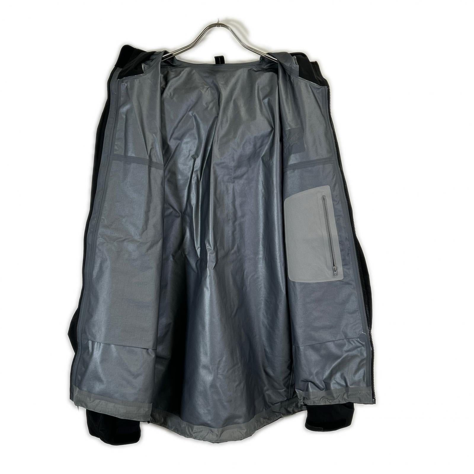 ARC'TERYX アークテリクス ブラック 25-26AW X000010004 BETA ジャケット ジャケット
