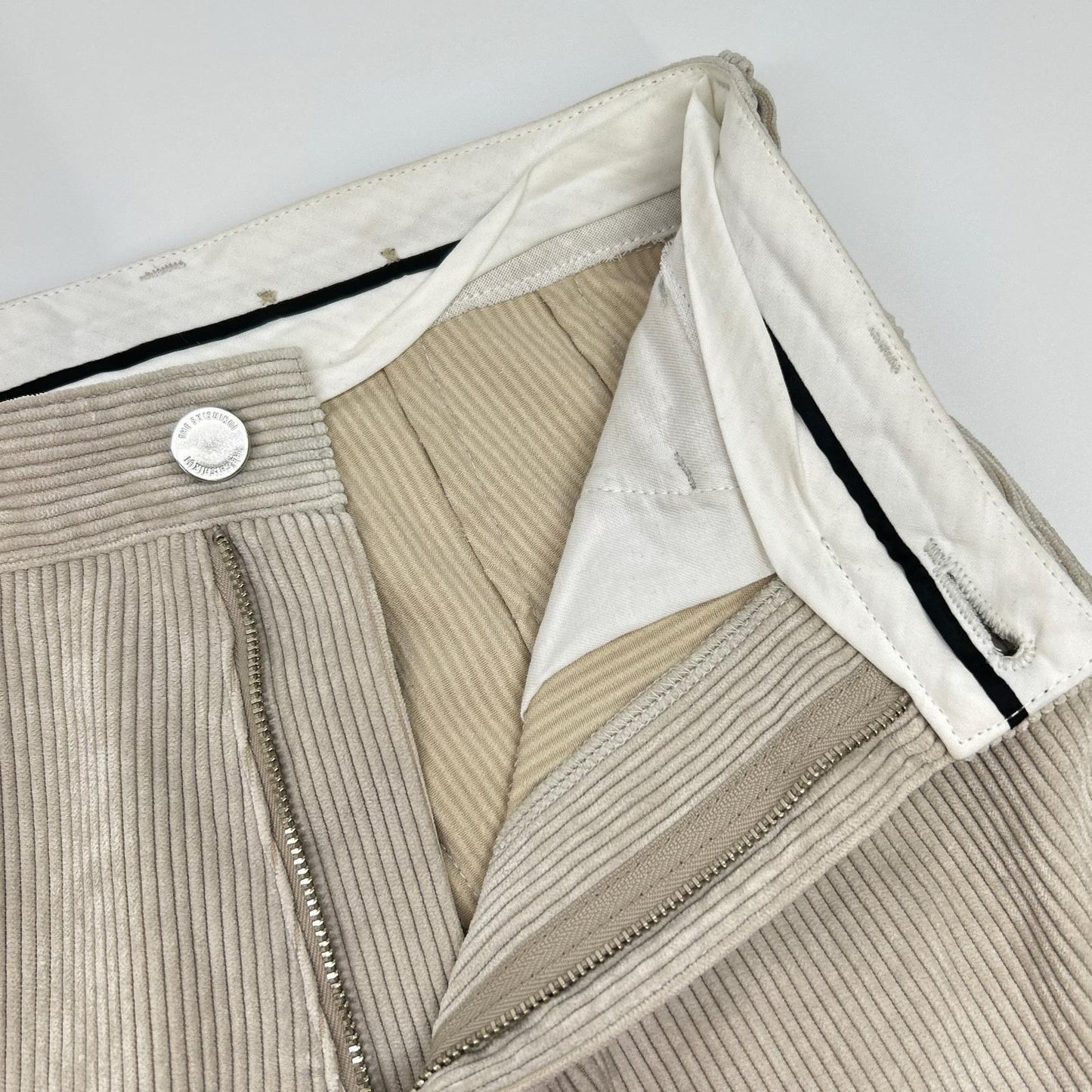 THE SHISHIKUI SHISHIKUI CORDUROY CREAM Painter C 长裤 下装