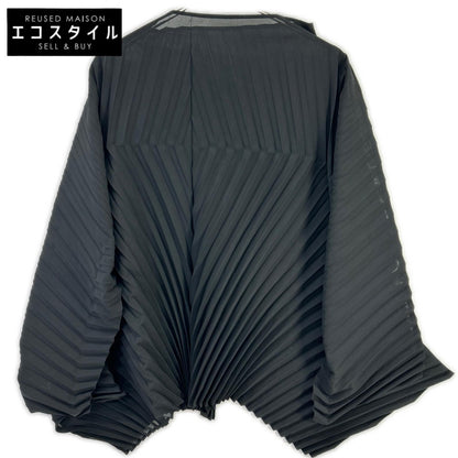 ISSEY MIYAKE イッセイミヤケ ブラック IM53FJ162 WAVE PLEATS Top トップス