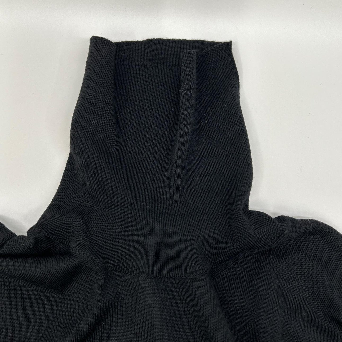 Maison Margiela メゾンマルジェラ S50HA0963 ブラック ウール タートルニット トップス