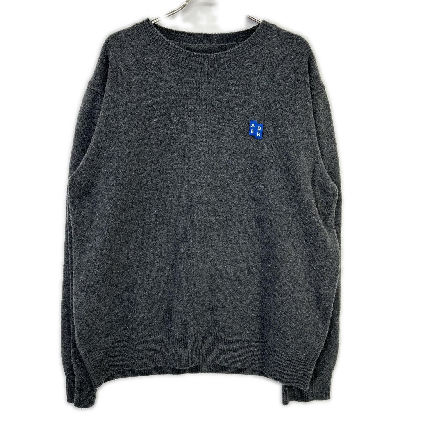 ADER error アーダーエラー BMSGFYKT0101CC ダークグレー シグネチャーロゴ クルーネックニット トップス