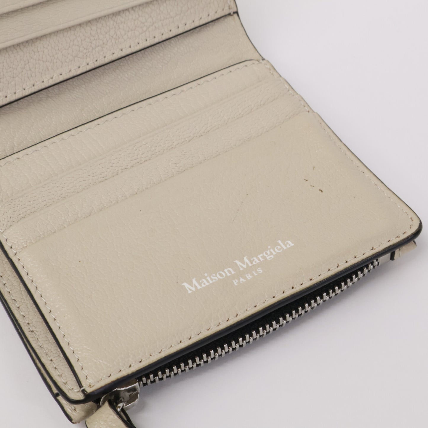 Maison margiela メゾンマルジェラ 【23年製】SA1UI0009 ゴートレザー フリップフラップ ウォレット 二つ折り財布（小銭入れあり）