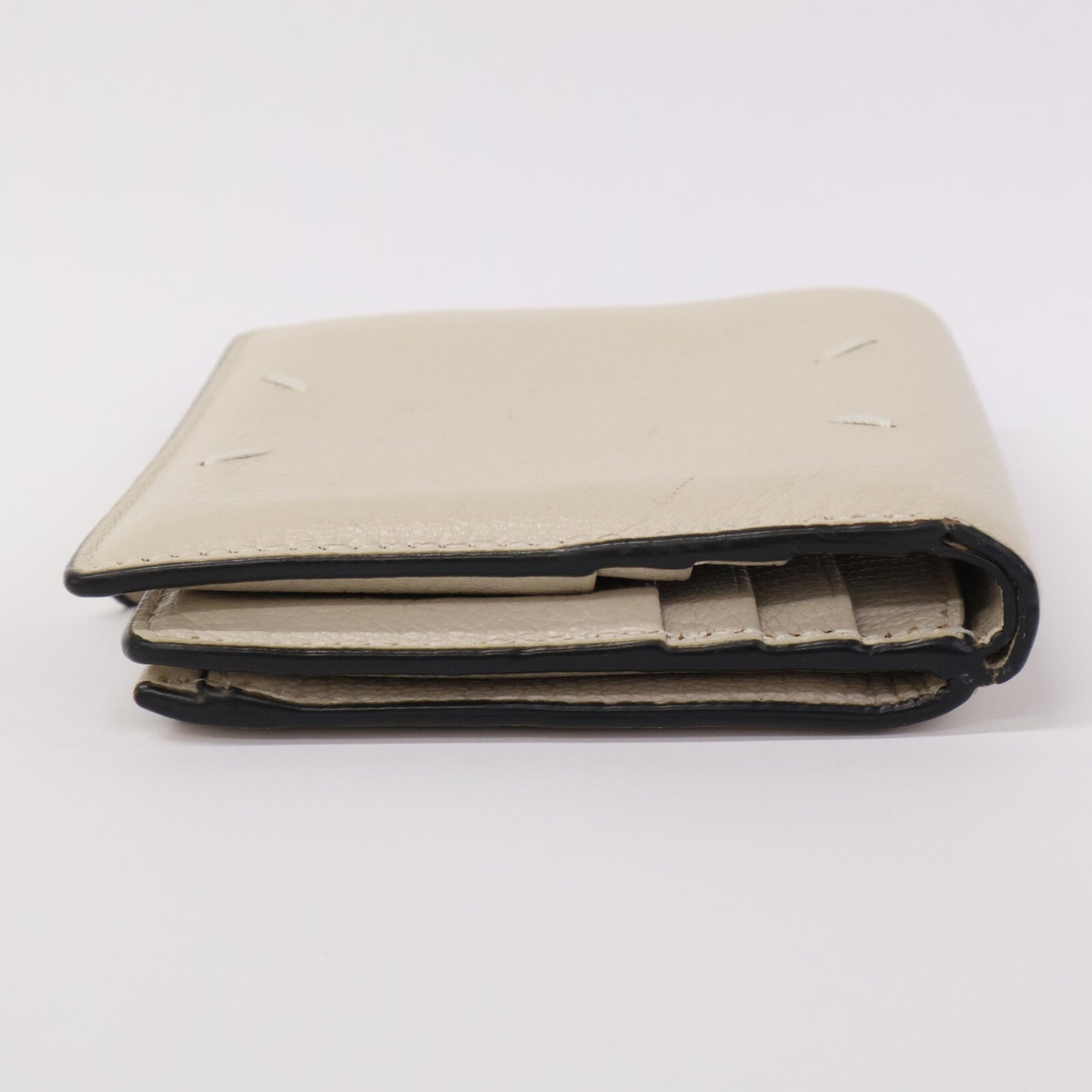 Maison margiela メゾンマルジェラ 【23年製】SA1UI0009 ゴートレザー フリップフラップ ウォレット 二つ折り財布（小銭入れあり）
