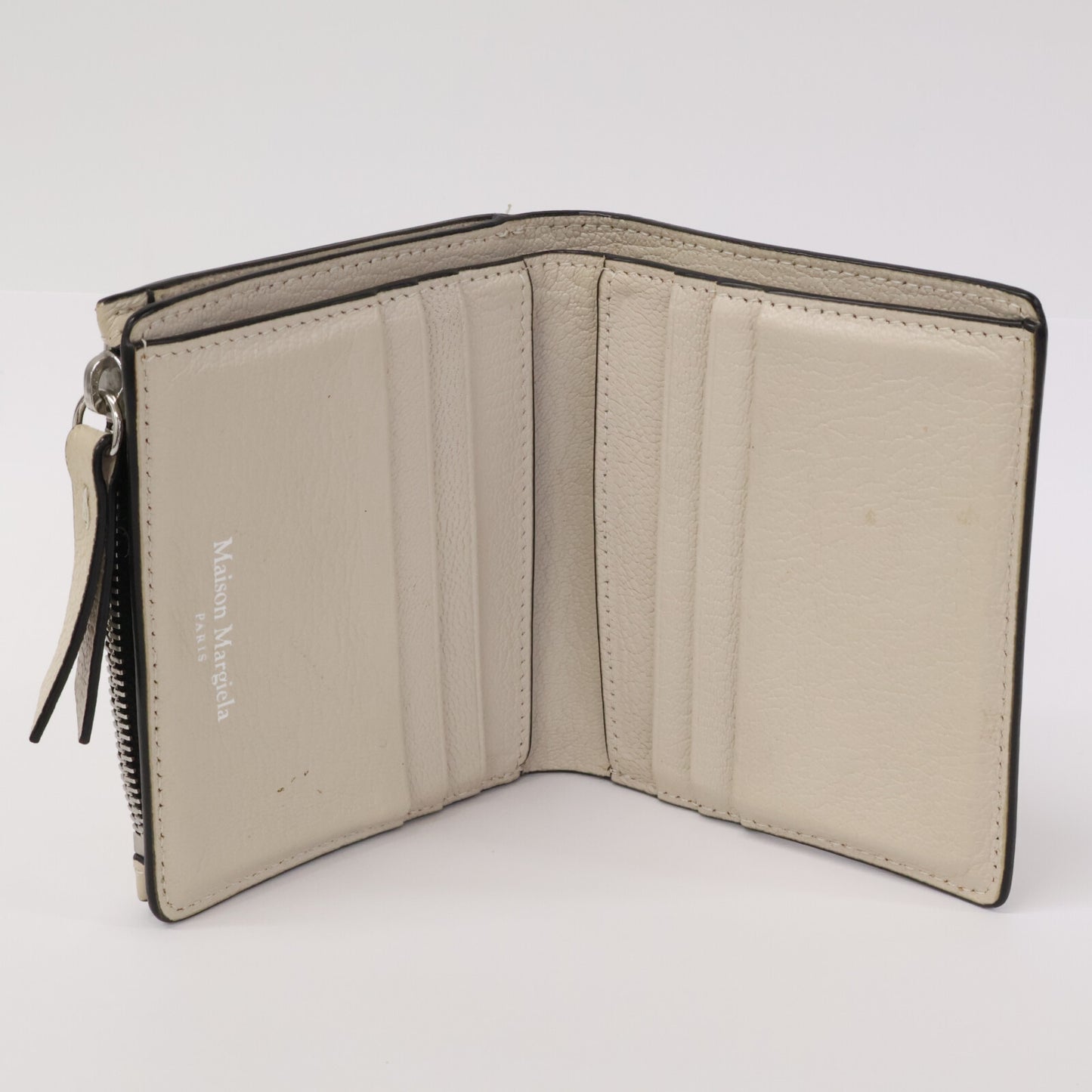 Maison margiela メゾンマルジェラ 【23年製】SA1UI0009 ゴートレザー フリップフラップ ウォレット 二つ折り財布（小銭入れあり）