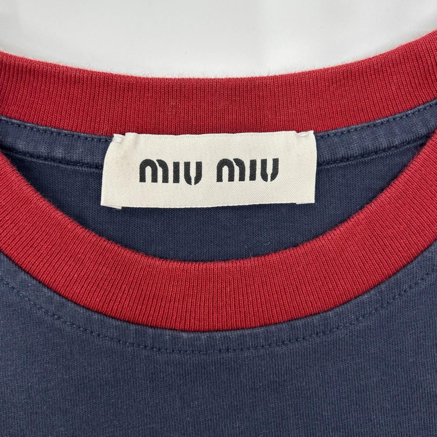 MIUMIU ミュウミュウ MJN421 ネイビー×レッド クロップド Tシャツ トップス
