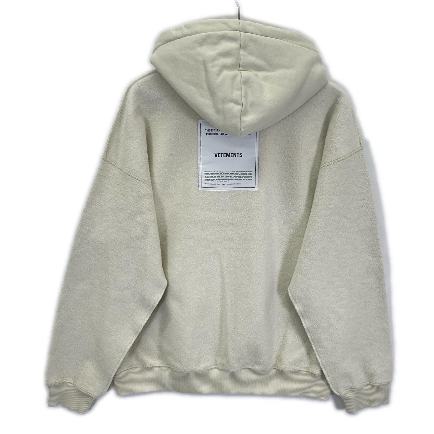 VETEMENTS ヴェトモン WAH19TR107 オフホワイト バックパッチフーディ トップス