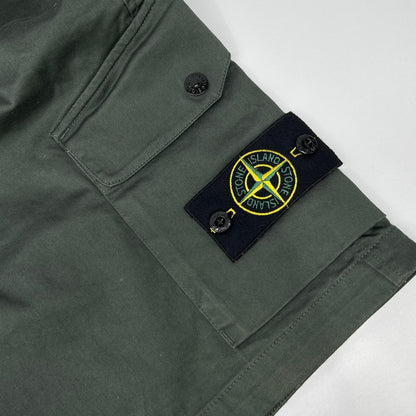 STONE ISLAND ストーンアイランド 8015L0312 カーキ ショートパンツ ボトムス