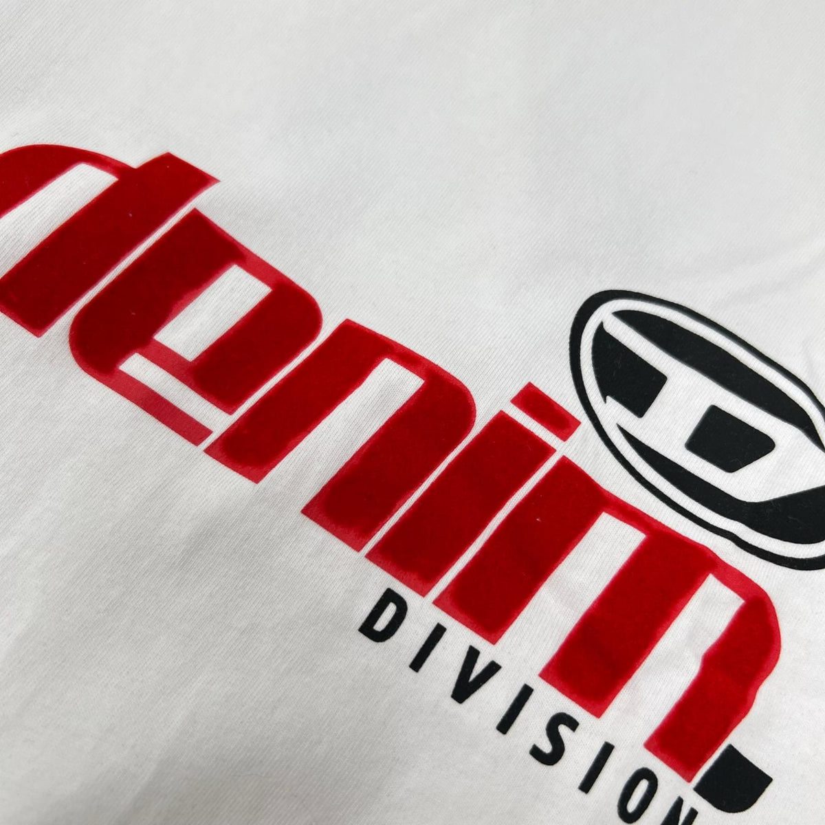 DIESEL ディーゼル A11370 ホワイトト T-JUST-LS-L5 長袖Tシャツ トップス