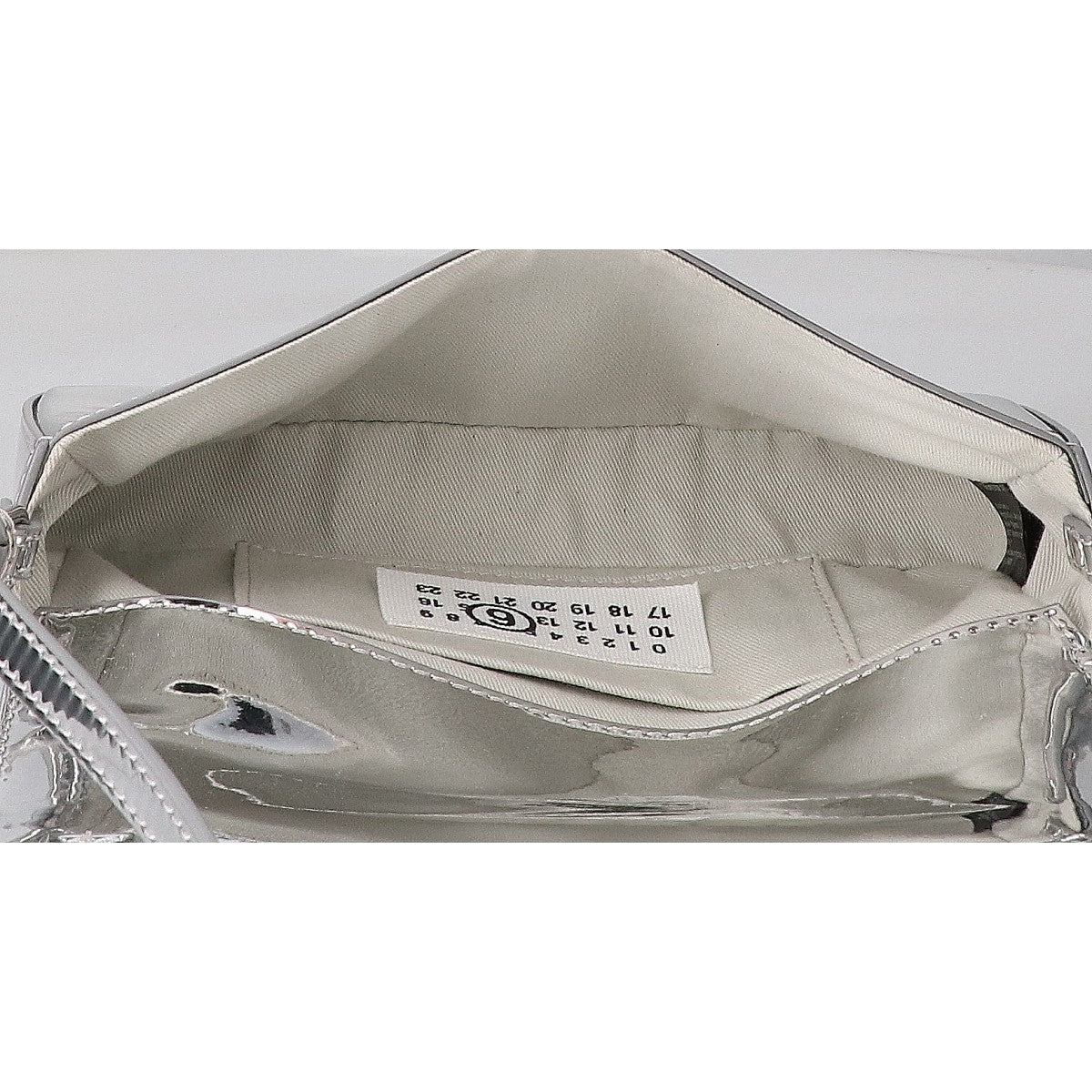MM6 エムエムシックス 【新品未使用】25SS SB6WG0018 P8322 T9002 BRACELET BAG SMALL ブレスレットバッグ スモール ショルダーバッグ